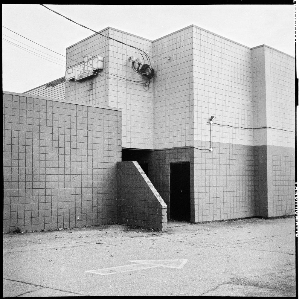 RUIN-2.jpg